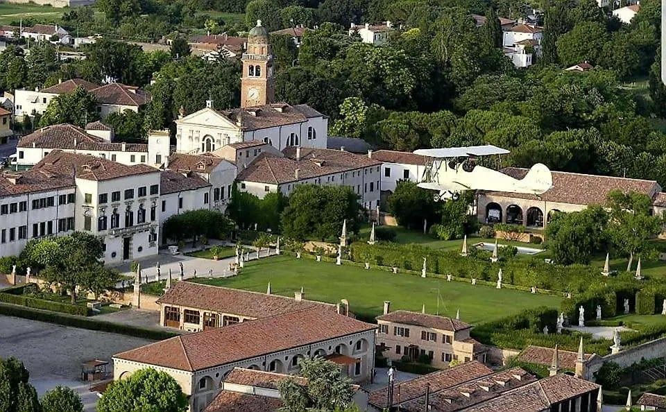Agriturismo Dominio Di Bagnoli Bagnoli di Sopra 0*,  Italien
